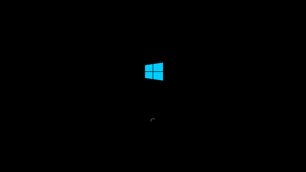 1. ábra: A számítógép bekapcsolását követően nemsokára megjelenik a Windows márkajele, jelezve az operációs rendszer indulását.